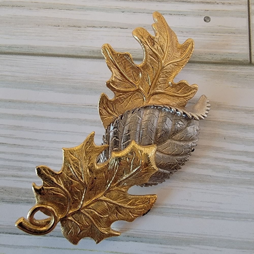 Vintage Avon Two Tone Gold Silver Leaf Brooch Pin Botanical Statement
